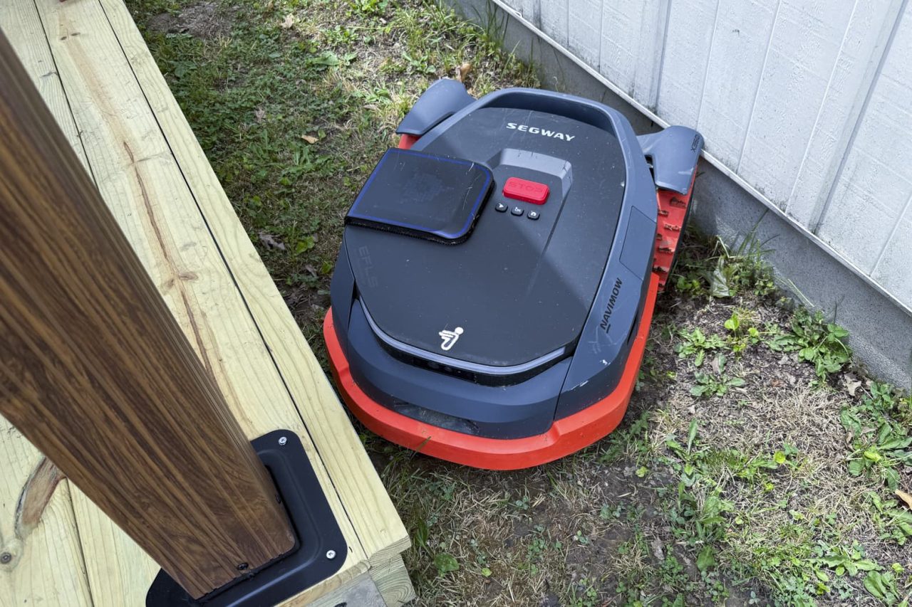 Segway Navimow X350 Robotic Mower